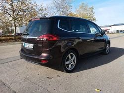 Braun Gebraucht 2013 Opel Zafira Tourer Innovation Van / Kleinbus | 5.750 € (Guter Preis)