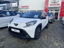 Weiß Neu 2024 Toyota Aygo X-Black Kleinwagen | 18.880 €