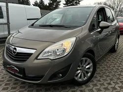 Braun Gebraucht 2012 Opel Meriva Van / Kleinbus | 6.600 € (Etwas zu teuer)