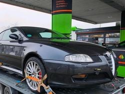 Grau Gebraucht 2006 Alfa Romeo GT Coupé | 2.900 €