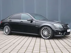 Mercedes C63 AMG