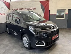 Schwarz Gebraucht 2020 Citroën Berlingo Shine Van / Kleinbus | 20.990 € (Teuer)