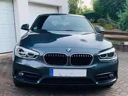 Grau Gebraucht 2017 BMW 120 Sport Line Kleinwagen | 19.000 € (Fairer Preis)