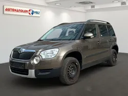 Braun Gebraucht 2010 Skoda Yeti SUV | 4.999 € (Guter Preis)