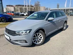 Mondsteingrau Gebraucht 2023 VW Passat Business Kombi | 28.400 € (Superpreis)