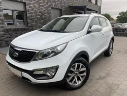 Weiß Gebraucht 2015 Kia Sportage Attract SUV | 11.999 € (Fairer Preis)