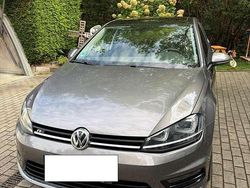 Grau Gebraucht 2015 VW Golf VII Highline Limousine | 11.200 € (Fairer Preis)
