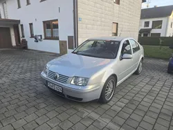 Silber Gebraucht 2000 VW Bora Trendline Limousine | 3.700 € (Etwas zu teuer)