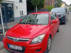Rot Gebraucht 2009 Hyundai i30 Kleinwagen | 1.200 € (Superpreis)