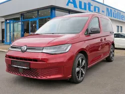Rot Gebraucht 2021 VW Caddy Move Van / Kleinbus | 26.990 € (Fairer Preis)