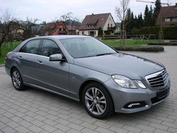 Grau Gebraucht 2009 Mercedes E250 Limousine | 16.500 € (Teuer)