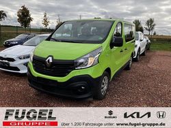 Grün bamboo Gebraucht 2017 Renault Trafic Van | 18.995 € (Teuer)