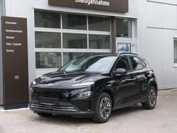 Schwarz (schwarz (phantom black)) Gebraucht 2023 Hyundai Kona Advantage SUV | 24.990 € (Guter Preis)