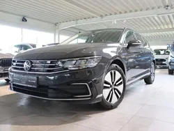 Grau Gebraucht 2021 VW Passat GTE Kombi | 26.990 € (Fairer Preis)