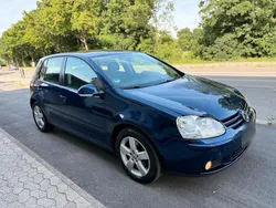 Blau Gebraucht 2006 VW Golf V Limousine | 2.400 € (Fairer Preis)
