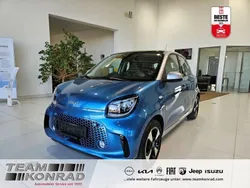 Blau Gebraucht 2021 Smart ForFour Electric Drive Limousine | 11.790 € (Fairer Preis)