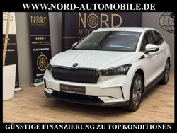 Weiss Gebraucht 2021 Skoda Enyaq iV SUV | 24.480 € (Fairer Preis)