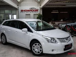 Super white 2 Gebraucht 2009 Toyota Avensis Sol Kombi | 14.990 €
