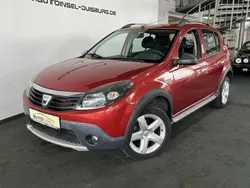 Rot Gebraucht 2010 Dacia Sandero Stepway Kleinwagen | 4.450 € (Fairer Preis)