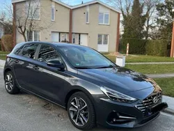 Grau Gebraucht 2022 Hyundai i30 Edition 30+ Kleinwagen | 18.400 € (Fairer Preis)