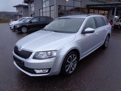 Silber Gebraucht 2016 Skoda Octavia Kombi | 13.999 € (Teuer)