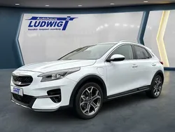 Weiß Gebraucht 2022 Kia XCeed Spirit SUV | 21.990 € (Guter Preis)