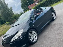Schwarz Gebraucht 2005 Peugeot 307 CC Cabrio | 2.500 € (Fairer Preis)
