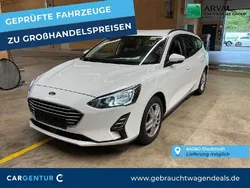 Frozen white Gebraucht 2021 Ford Focus Trend Kombi | 11.690 € (Superpreis)