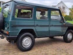 6268 dunkelgrün Gebraucht 1988 Mercedes G230 SUV | 59.995 €