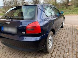 Blau Gebraucht 1997 Audi A3 Limousine | 2.450 € (Teuer)