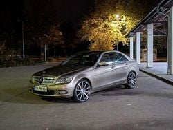 Beige Gebraucht 2007 Mercedes 280 Limousine | 9.899 € (Etwas zu teuer)