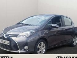 Grau Gebraucht 2017 Toyota Yaris Hybrid Limousine | 9.990 € (Superpreis)