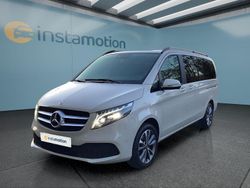 Grau Gebraucht 2024 Mercedes V220 Van / Kleinbus | 57.149 € (Teuer)