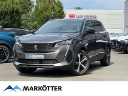 Grau Gebraucht 2023 Peugeot 5008 GT Van / Kleinbus | 31.490 € (Fairer Preis)