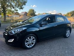 Schwarz Gebraucht 2012 Hyundai i30 Style Limousine | 9.990 € (Teuer)