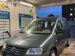 Blau Gebraucht 2009 VW Caddy Van / Kleinbus | 6.200 € (Etwas zu teuer)
