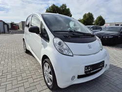 Weiß Gebraucht 2011 Peugeot iON Basis Kleinwagen | 2.950 € (Guter Preis)