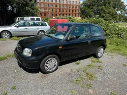 Schwarz Gebraucht 1999 Nissan Micra Basis Kleinwagen | 2.499 €