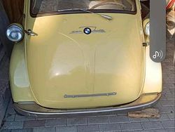 Grün Gebraucht 1960 BMW Isetta Coupé | 18.500 €