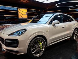 Beige Gebraucht 2019 Porsche Cayenne Turbo S Sport SUV | 112.900 €