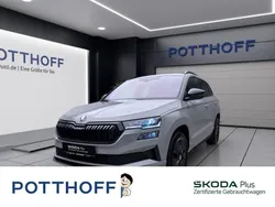 Grau Gebraucht 2024 Skoda Karoq SportLine SUV | 33.997 € (Superpreis)