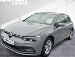 Grau Gebraucht 2022 VW Golf VIII Life Limousine | 17.390 € (Guter Preis)