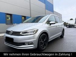 Grau Gebraucht 2017 VW Touran Highline Van / Kleinbus | 17.990 € (Superpreis)