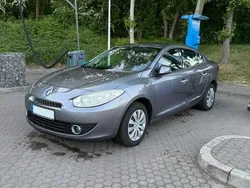 Grau Gebraucht 2010 Renault Fluence Limousine | 4.600 € (Fairer Preis)