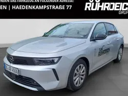 Silber Gebraucht 2024 Opel Astra Enjoy Limousine | 23.290 € (Fairer Preis)