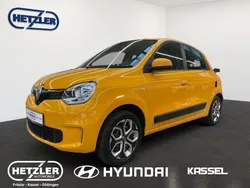 Mangogelb Gebraucht 2021 Renault Twingo LIMITED Kleinwagen | 11.490 € (Fairer Preis)