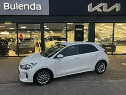 Weiß Gebraucht 2018 Kia Rio DREAM-TEAM Edition Kleinwagen | 12.970 €