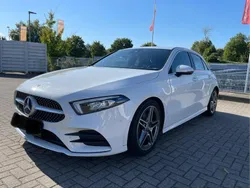 Weiß Gebraucht 2020 Mercedes A200 AMG line Limousine | 24.400 € (Fairer Preis)