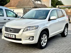 Weiß Gebraucht 2011 Toyota RAV4 Life SUV | 12.900 € (Etwas zu teuer)