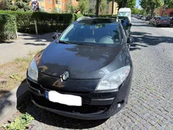 Schwarz Gebraucht 2011 Renault Mégane III Kombi | 2.700 € (Fairer Preis)